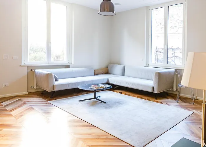 アパート Luxury *